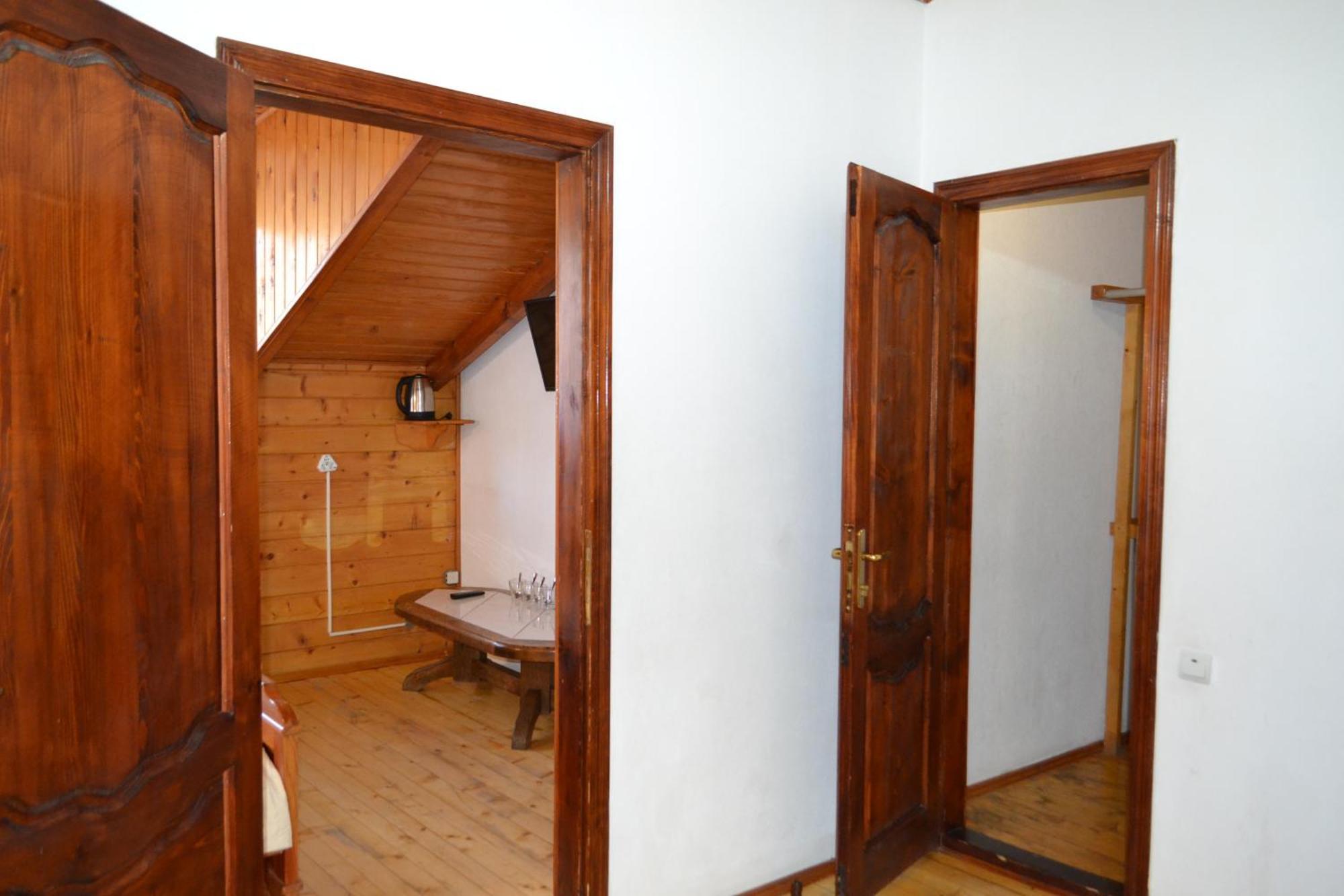 Satori Hotel Migovo Ngoại thất bức ảnh